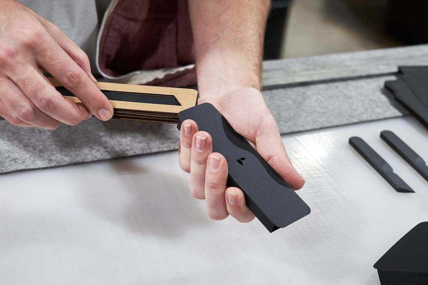 Task knife being assembled